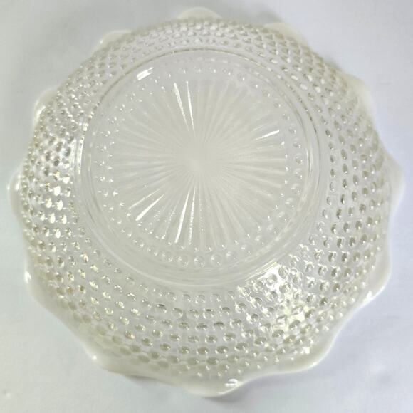 Vintage Anchor Hocking Moonstone Bowl Hobnail Opalescent Ruffled Edge 1940s - Picture 4 of 9